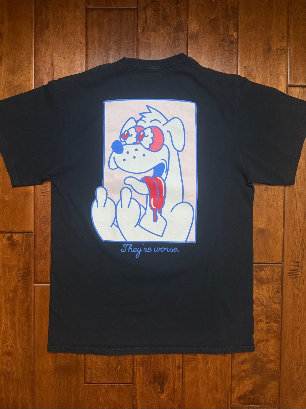 aLab Black Graphic Cartoon Funny Dog Tee with Red & Blue Artwork